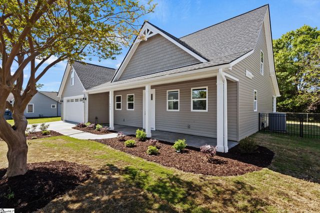 203 Delano Avenue, Greer, SC 29650