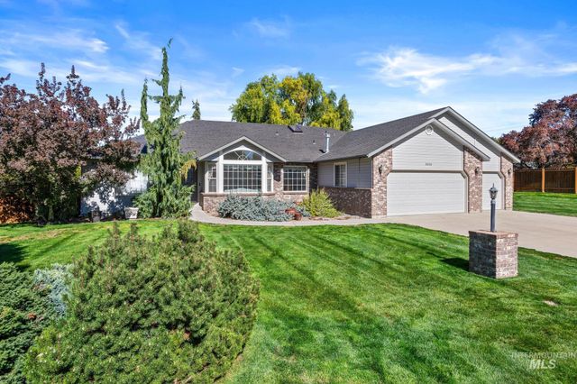 3016 Bannock Ave, Nampa, ID 83686 property photo