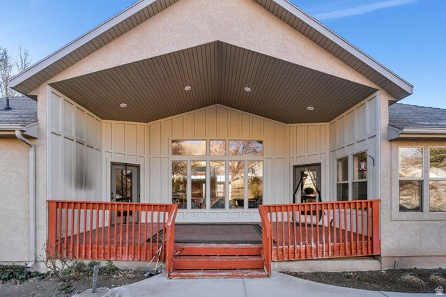 1052 S COVE DR, Springville, UT 84663