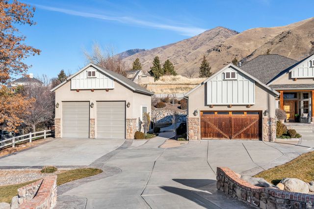 1052 S COVE DR, Springville, UT 84663