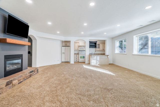 1052 S COVE DR, Springville, UT 84663