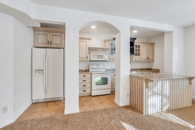 1052 S COVE DR, Springville, UT 84663