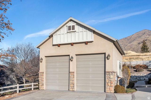 1052 S COVE DR, Springville, UT 84663