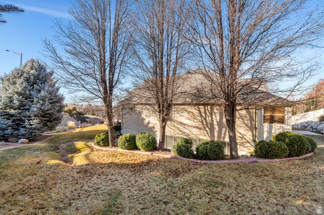 1052 S COVE DR, Springville, UT 84663