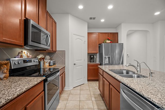 7347 Bluebonnet Bay, San Antonio, TX 78218