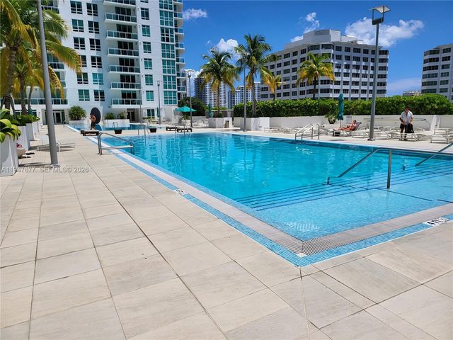 951 Brickell Ave 1110, Miami, FL 33131