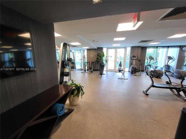 951 Brickell Ave 1110, Miami, FL 33131