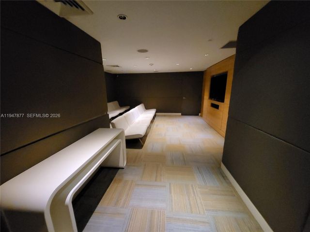 951 Brickell Ave 1110, Miami, FL 33131