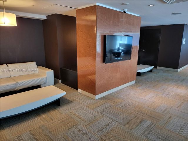 951 Brickell Ave 1110, Miami, FL 33131