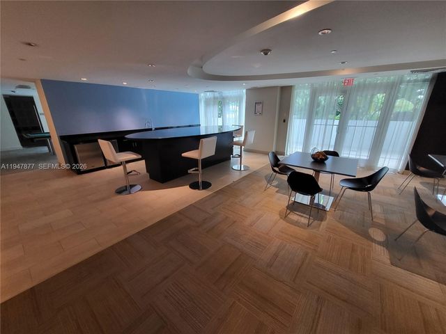 951 Brickell Ave 1110, Miami, FL 33131