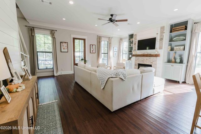 532 E Jasper Street, Brandon, MS 39042