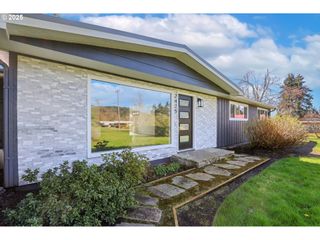 2425 Hayden Bridge Rd, Springfield, OR 97477