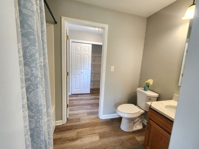 704 Brattleboro Rd, Bernardston, MA 01337