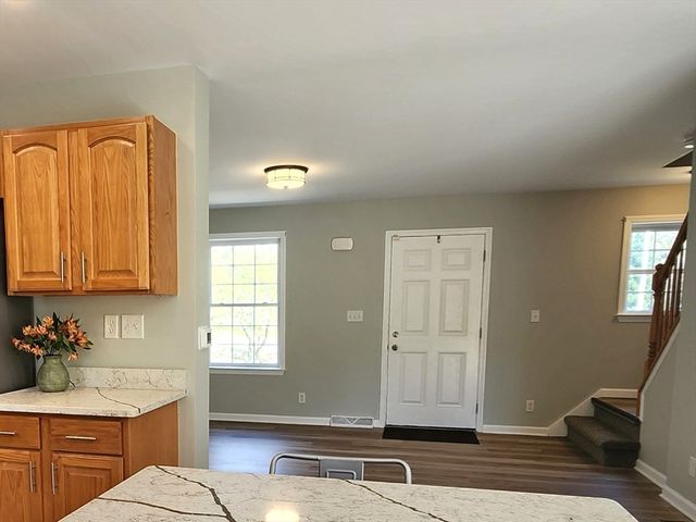 704 Brattleboro Rd, Bernardston, MA 01337