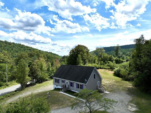704 Brattleboro Rd, Bernardston, MA 01337