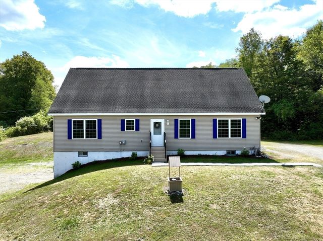704 Brattleboro Rd, Bernardston, MA 01337