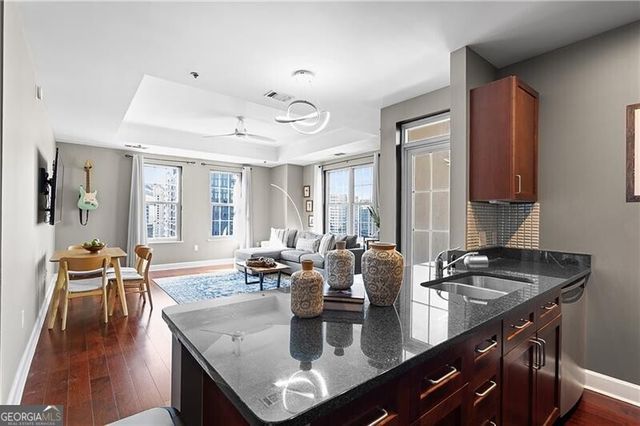 325 E Paces Ferry Road NE 1711, Atlanta, GA 30305