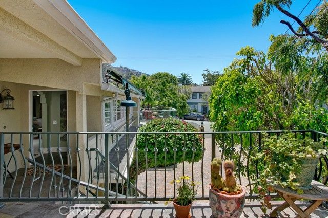274 Diamond Street, Laguna Beach, CA 92651