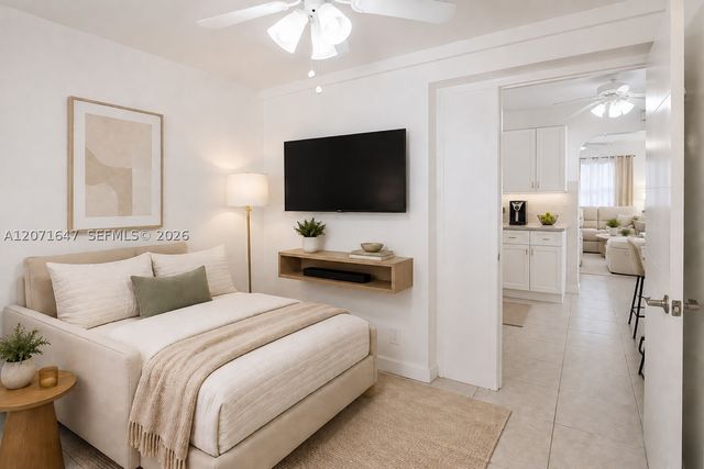307 N 28th Ave -, Hollywood, FL 33020