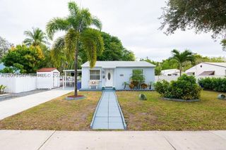 307 N 28th Ave -, Hollywood, FL 33020