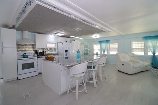 1011 Andros, Boynton Beach, FL 33436