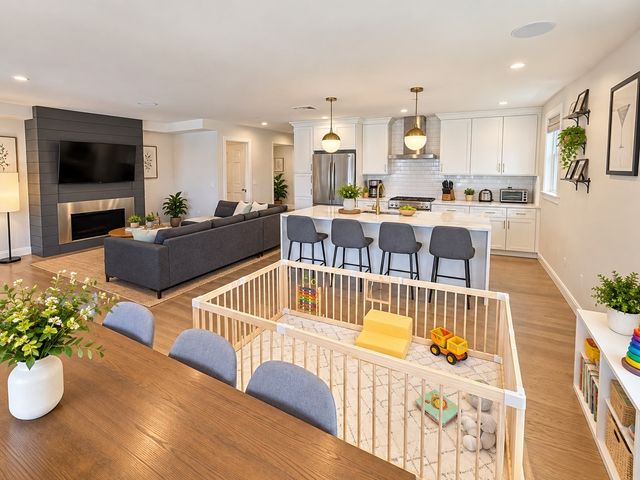 7 Saco Street 6, Boston, MA 02122