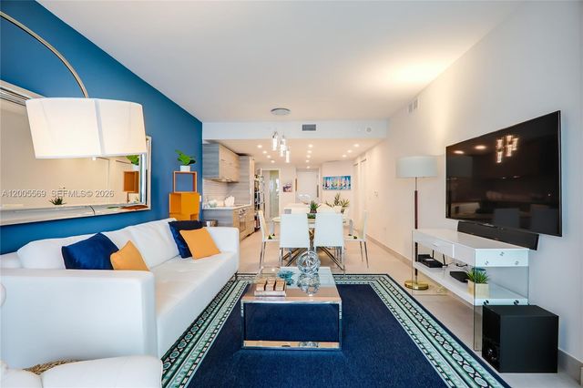 650 NE 32nd St 4105, Miami, FL 33137