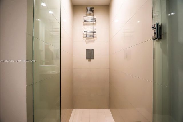 650 NE 32nd St 4105, Miami, FL 33137