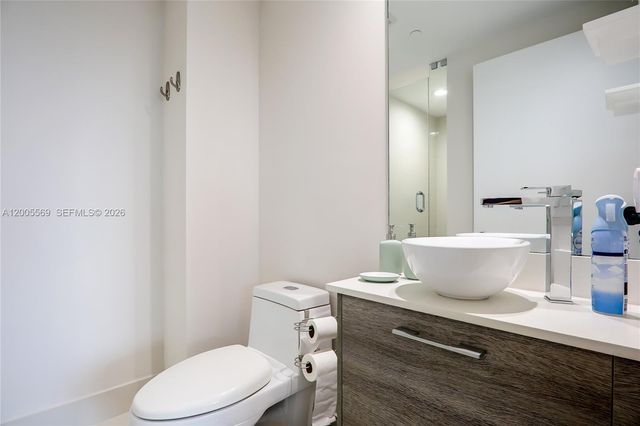 650 NE 32nd St 4105, Miami, FL 33137