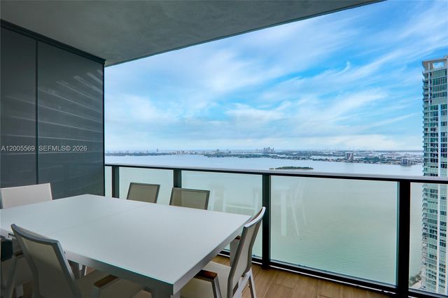 650 NE 32nd St 4105, Miami, FL 33137