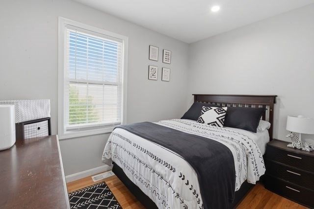 105 Lawrence St, Fall River, MA 02721