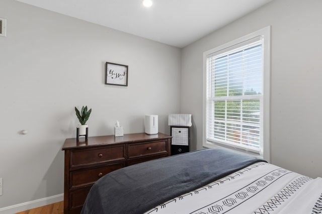 105 Lawrence St, Fall River, MA 02721