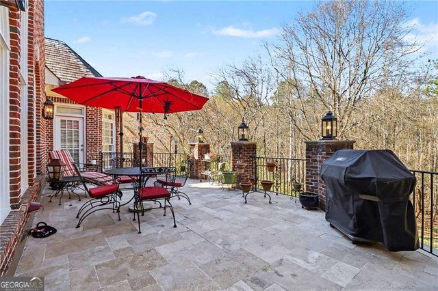 1645 Misty Oaks Drive, Atlanta, GA 30350