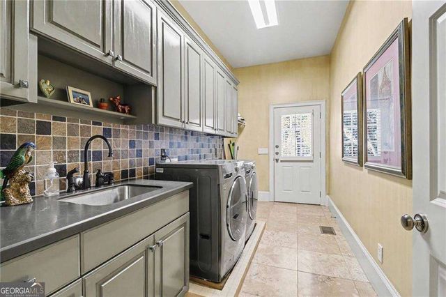 1645 Misty Oaks Drive, Atlanta, GA 30350