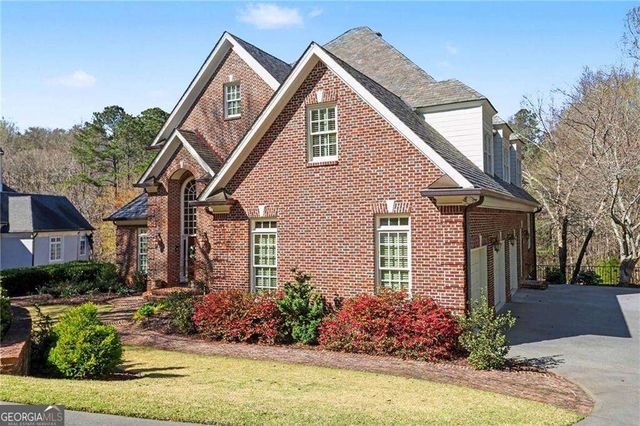 1645 Misty Oaks Drive, Atlanta, GA 30350