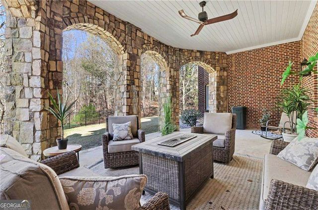 1645 Misty Oaks Drive, Atlanta, GA 30350
