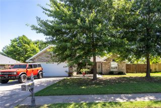 2218 Brookview Street, Elkins, AR 72727