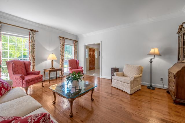 870 McMeekin Place, Lexington, KY 40502