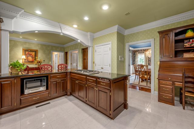 870 McMeekin Place, Lexington, KY 40502