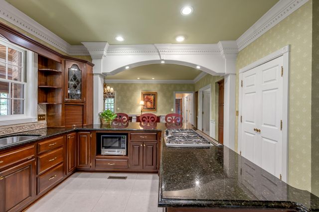 870 McMeekin Place, Lexington, KY 40502