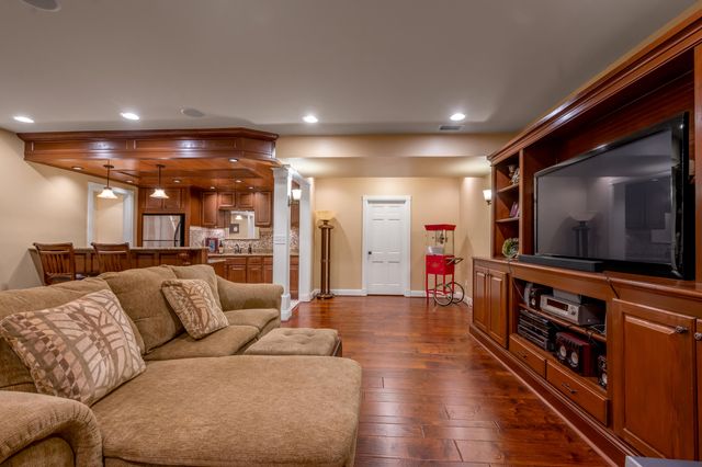 870 McMeekin Place, Lexington, KY 40502