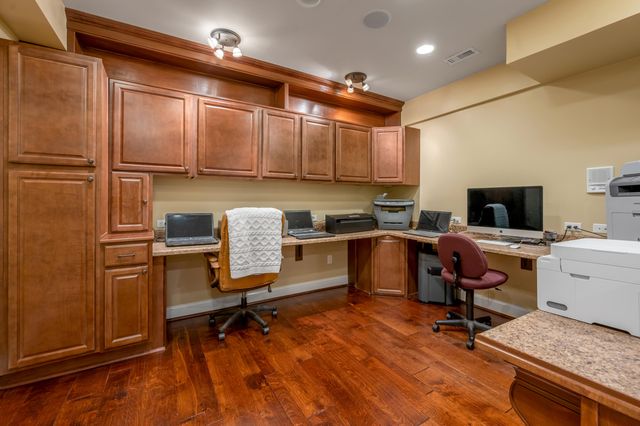 870 McMeekin Place, Lexington, KY 40502