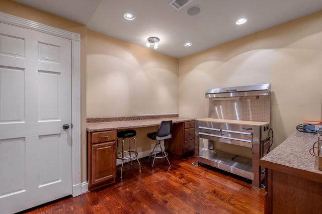 870 McMeekin Place, Lexington, KY 40502