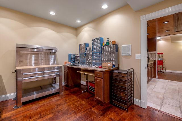 870 McMeekin Place, Lexington, KY 40502