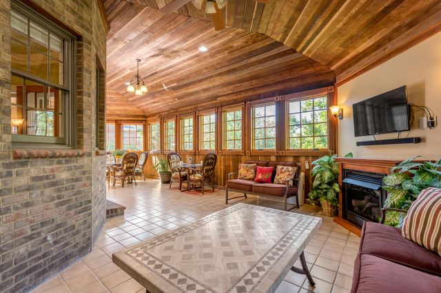 870 McMeekin Place, Lexington, KY 40502