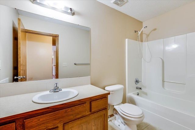 4766 N Canterbury, Park City, KS 67219