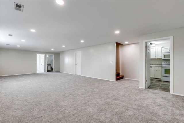 4766 N Canterbury, Park City, KS 67219