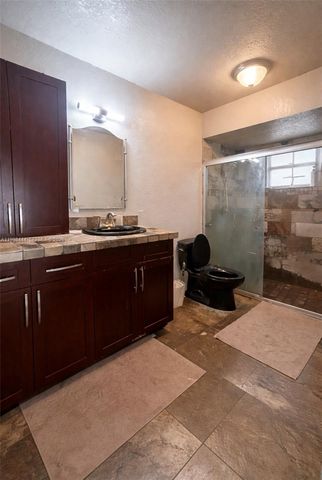 9900 NW 44th Ct, Sunrise, FL 33351