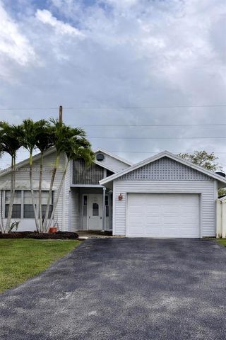 9900 NW 44th Ct, Sunrise, FL 33351
