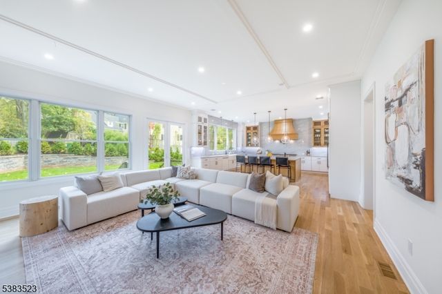 12 Coniston Rd, Millburn Twp., NJ 07078